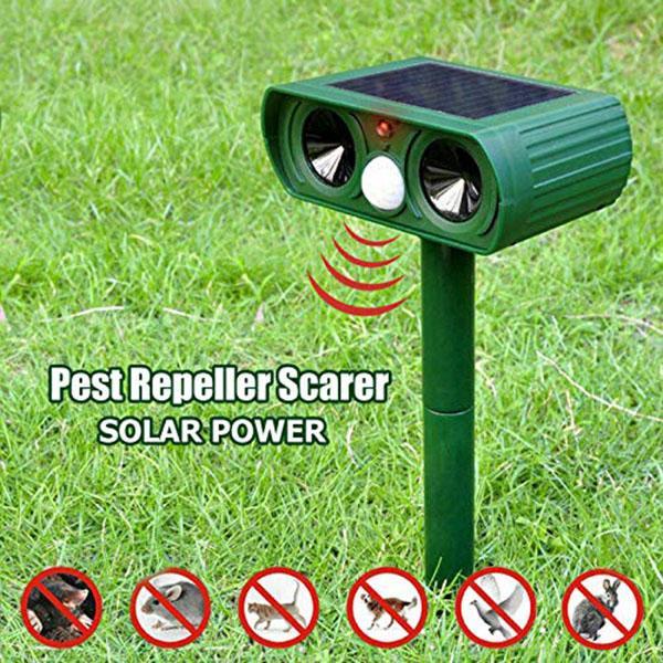 Solar Power Pest Repeller Scarer