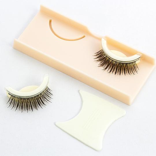 Reusable Self-Adhesive 3D Natural Eyelashes