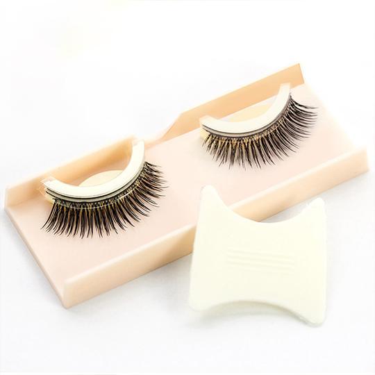 Reusable Self-Adhesive 3D Natural Eyelashes