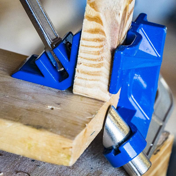 90 Degree Angle Carpenter's Clamp