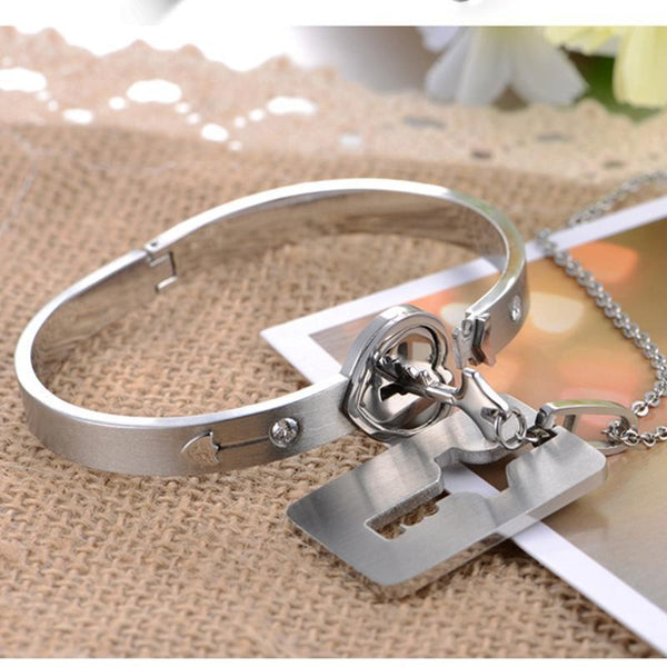 HEART LOCK BRACELET & KEY NECKLACE